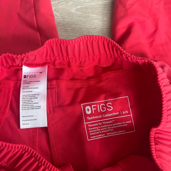 Figs Technical Collection Set - Picture 7 of 7